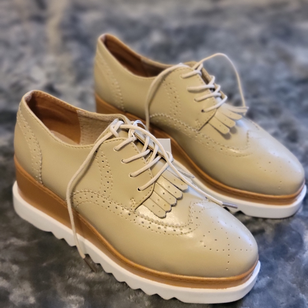 DADAWEN women's fashion tassels square toe lace up platform Oxford shoes